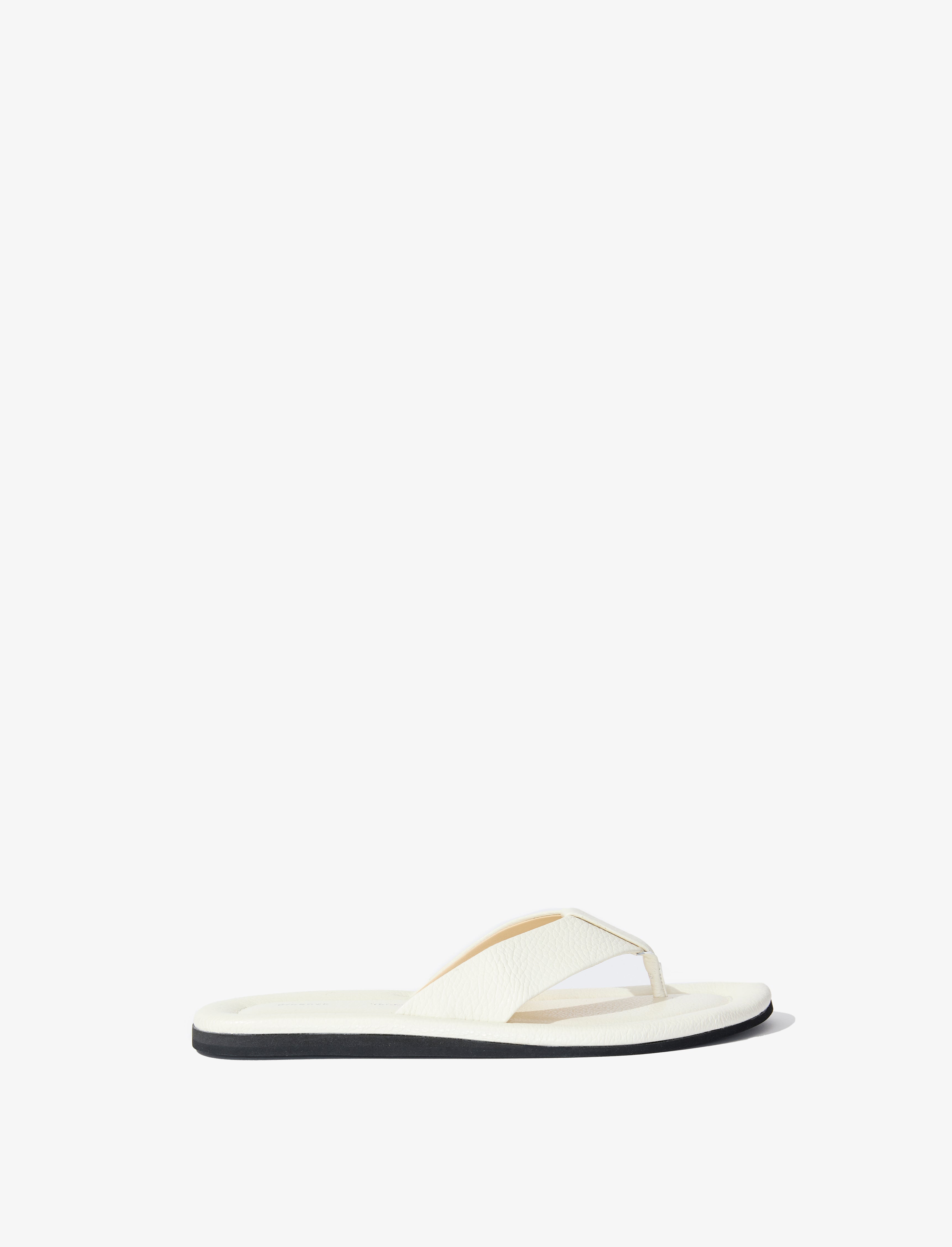 Buy Men White Print Flip Flops Online - 746649 | Louis Philippe