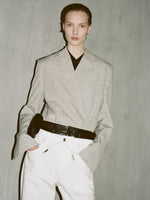 Cropped image of model wearing Hadley Jacket in Melange Viscose Linen in grey multi.