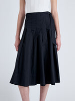 Detail image of model wearing Peters Skirt in Tech Poplin in BLACK