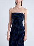 Detail image of model wearing Ward Knit Dress in Printed Rib in NAVY/BLACK